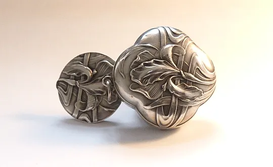 Antique silver gifts French Art Nouveau locket silver wedding anniversary gifts for her