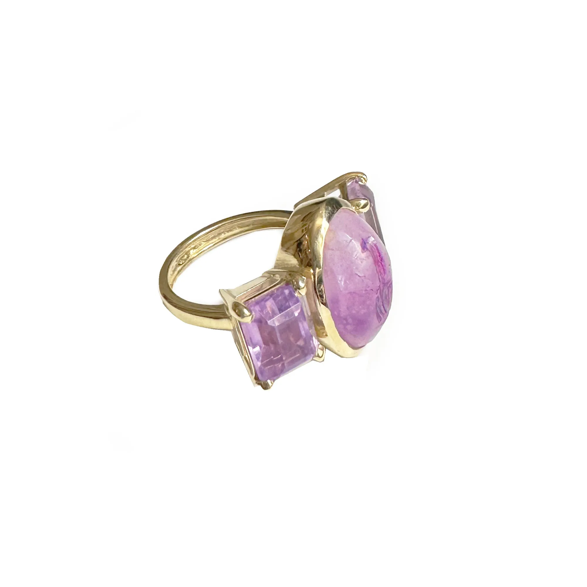 Authentic Ancient Roman Intaglio 1st-2nd century AD on Amethyst 18 Kt Gold ring depicting a winged Phallus