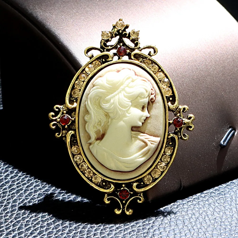 Beauty Head Embossed Brooch 20 Styles Available Classic Fashion Pin Wedding Party Jewelry