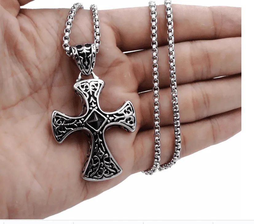 Celtic Knot Cross - Gothic Pendant Necklace by The Nevermore