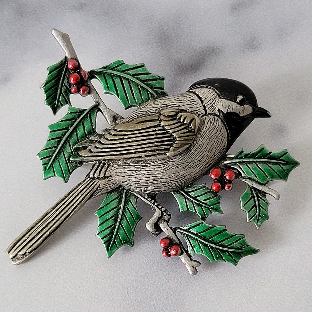 Christmas Brooch JJ Chickadee Bird