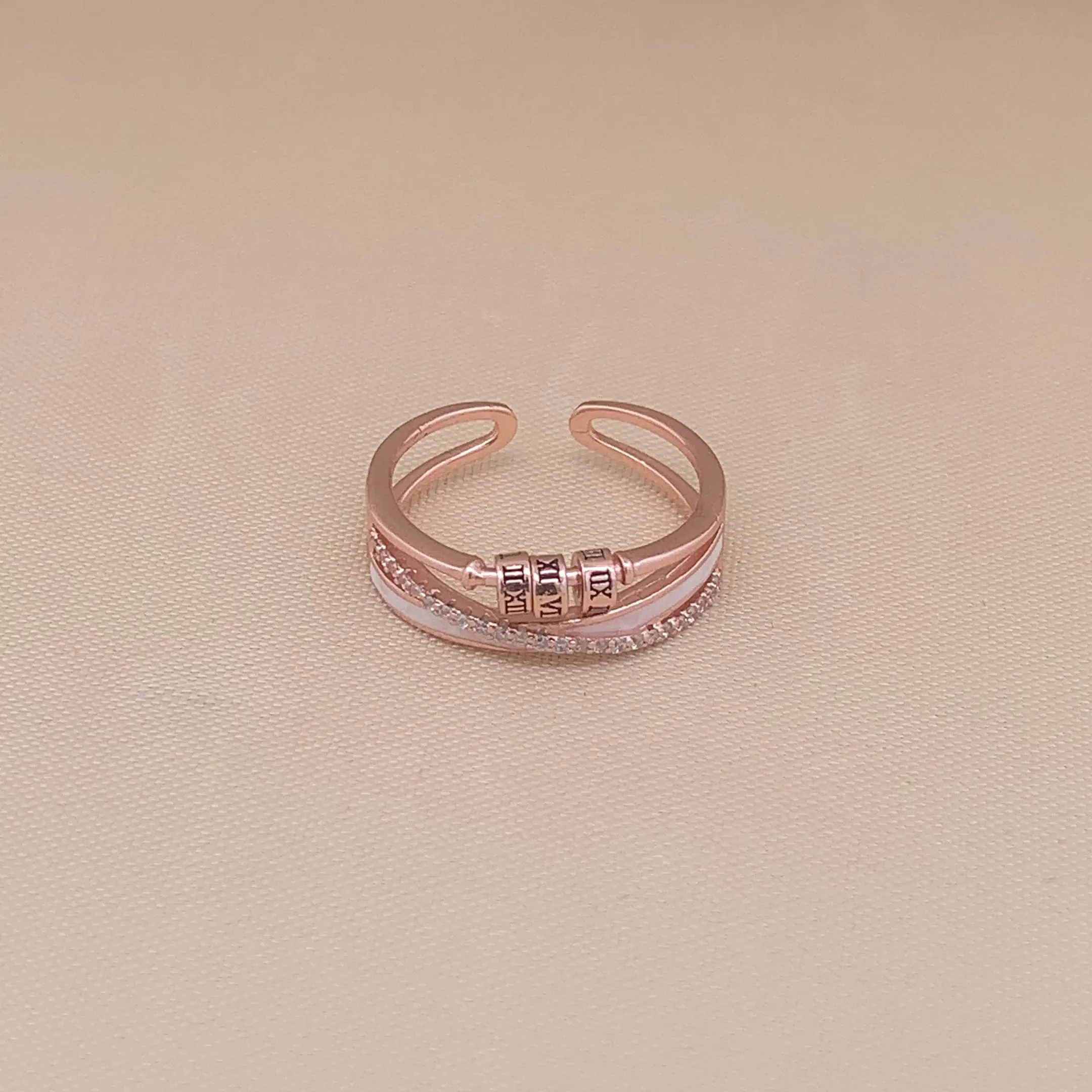 Cross Over Roman Numeral Adjustable Ring (Pure Silver)