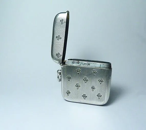 Edwardian Mappin & Webb Sterling Silver Vesta Case Fleur De Lis 1909