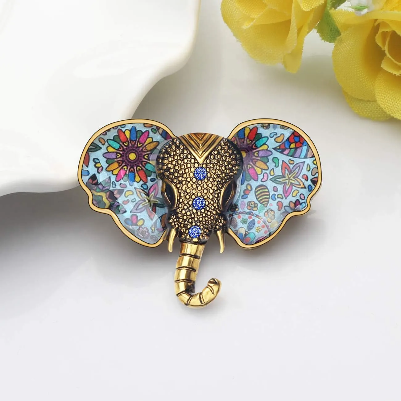 Enamel Zinc Alloy Fashion Elephant Brooches Pins Jungle Animals Trunk Rhinestone Jewelry Fun Gifts for Women Kids Girls Party Gifts Charms