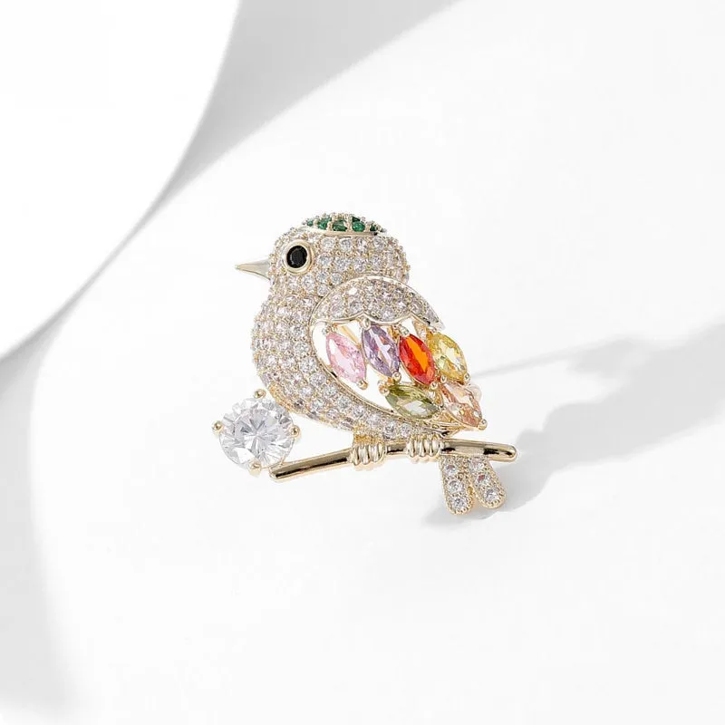 Fashionable Copper Micro Inlaid Cubic Zirconia Magpie Brooch Gift