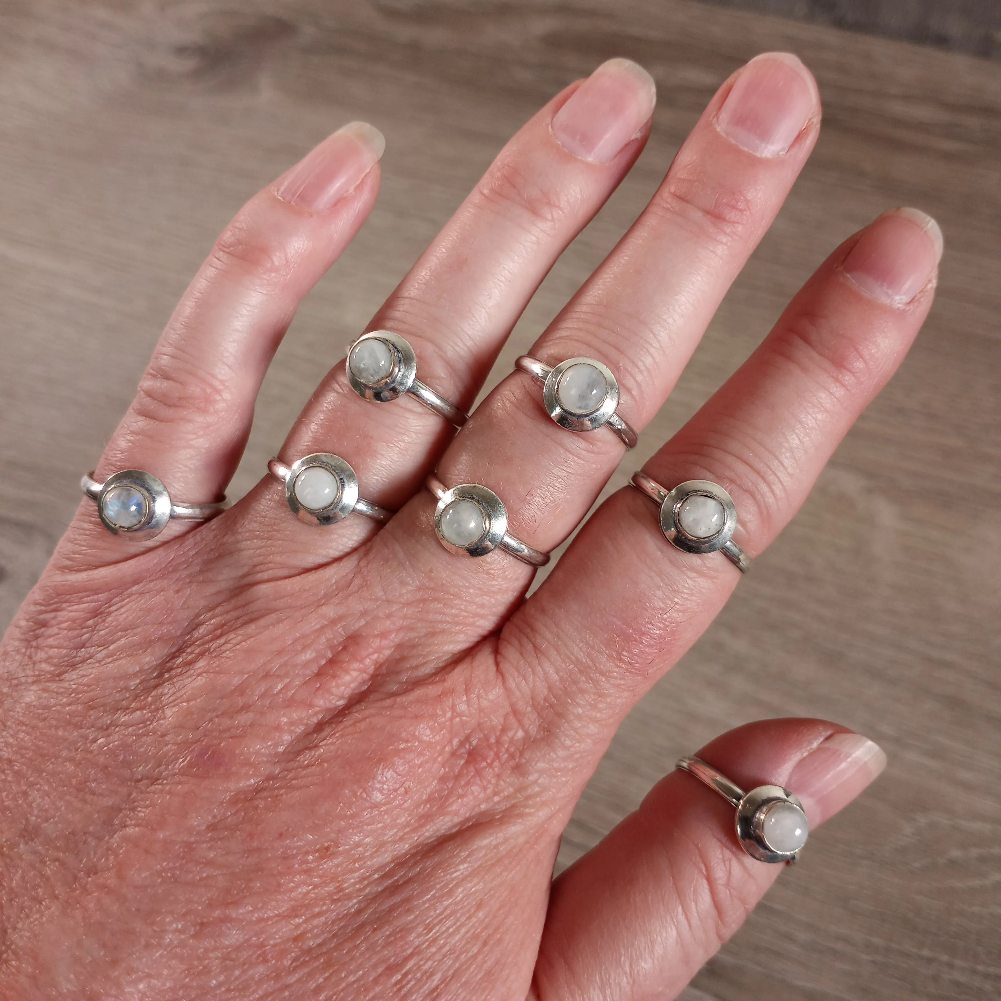 Gemstone Pot Metal Ring by Size Simple Styles