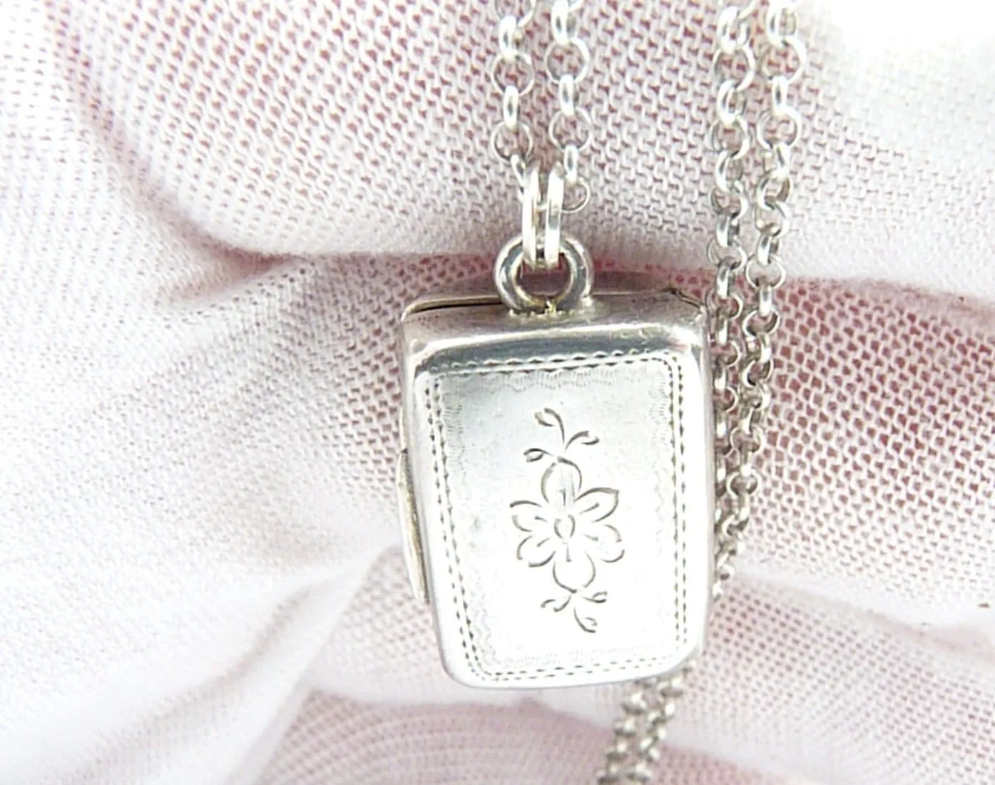 Georgian Sterling Silver Vinaigrette Pendant On 18 Inch Necklace 1838