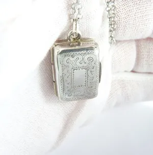 Georgian Sterling Silver Vinaigrette Pendant On 18 Inch Necklace 1838