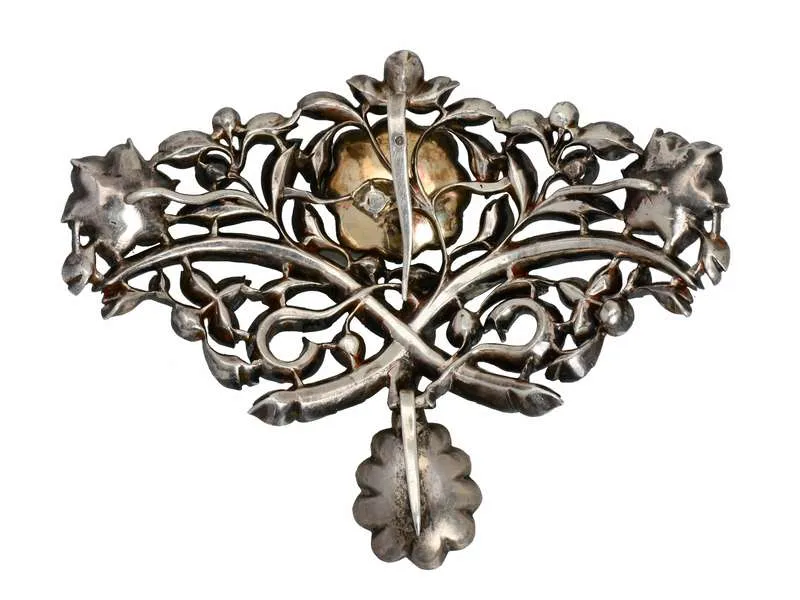Grandeur - Eighteenth Century Chrysoberyl Pendant