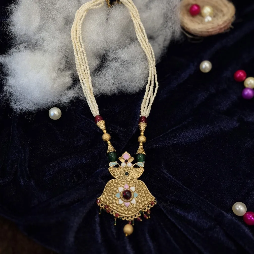 Heritage Inspired Design Premium Pearl Necklace with Jukmkas