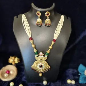 Heritage Inspired Design Premium Pearl Necklace with Jukmkas