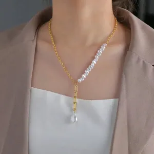 LOVCIA Glamour Fusion French Retro Style Pearl Necklace, Light Luxury Clavicle Chain