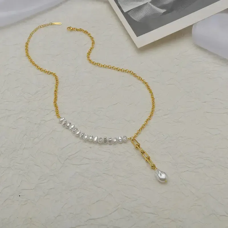 LOVCIA Glamour Fusion French Retro Style Pearl Necklace, Light Luxury Clavicle Chain