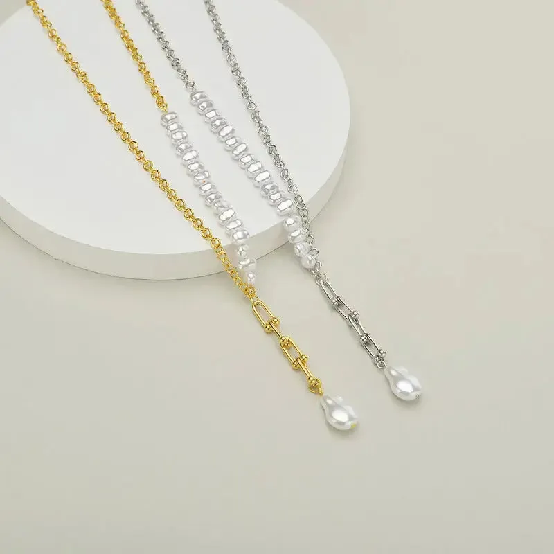 LOVCIA Glamour Fusion French Retro Style Pearl Necklace, Light Luxury Clavicle Chain