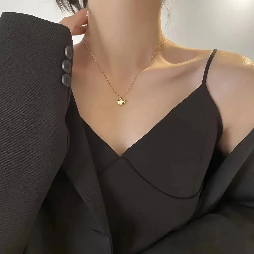 LOVCIA Shell Love Necklace For Women Light Luxury Small And Simple