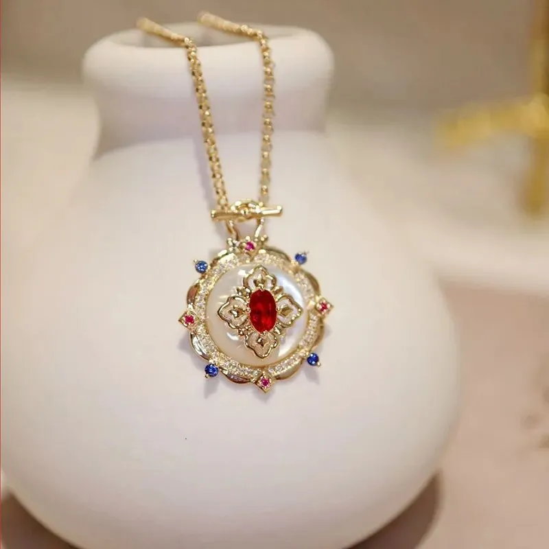 Luxury Retro Red Crystal Natural White Shell Stone Jewelry Pendant Necklace for Women