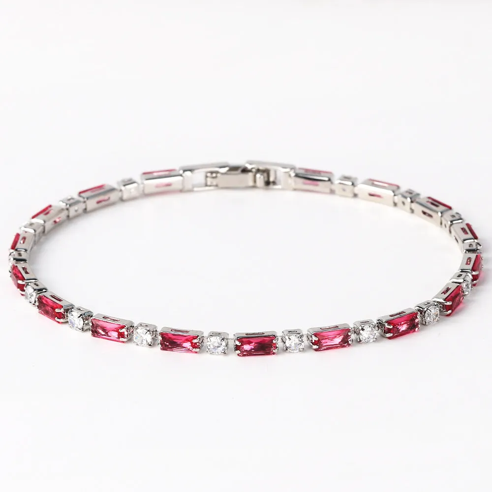 Moderate Luxury Chain Cube Geometric Copper Electroplating Necklaces