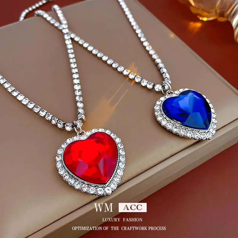 Moderate Luxury Flower Flower Copper Diamond Inlay Necklaces