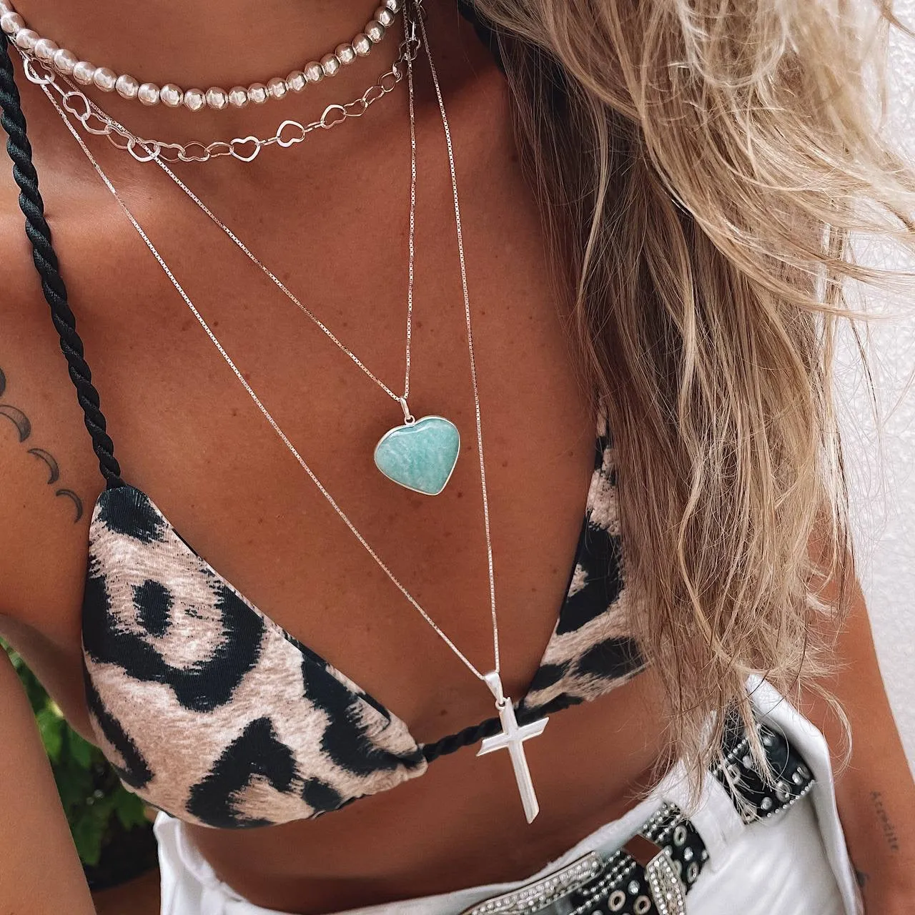 Modern cross pendant
