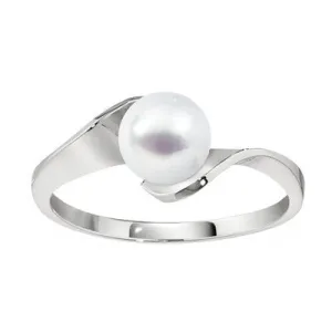 Modern Twist Cultured Pearl Ring