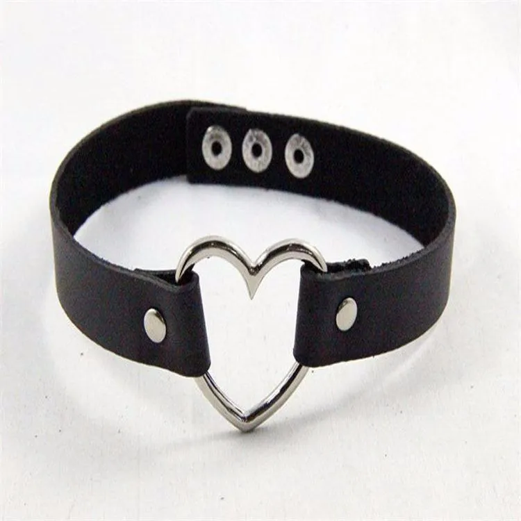 Punk leather necklace