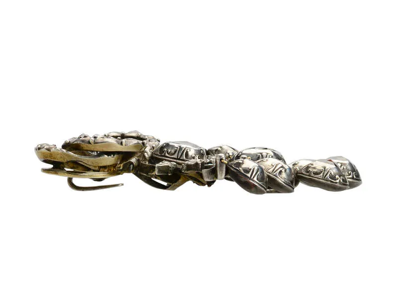 Splendor - Early 18th Century Diamond Bow Pendant