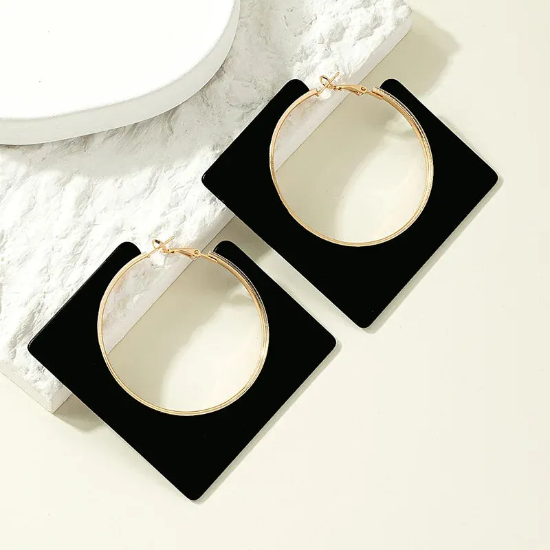 TEEK - Black Center Hollow Vintage Square Black Resin Earrings