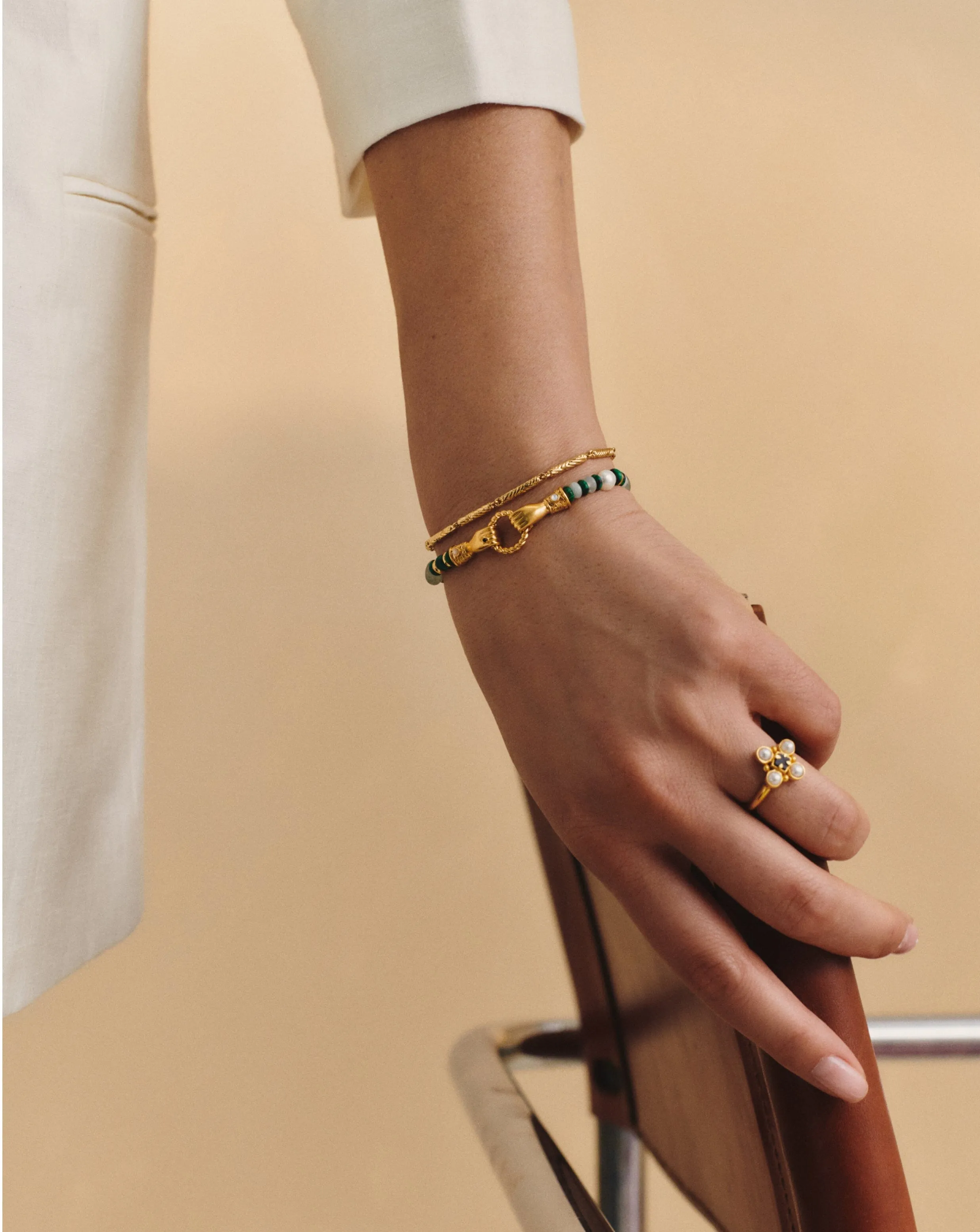 Wavy Ridge Chain Bracelet