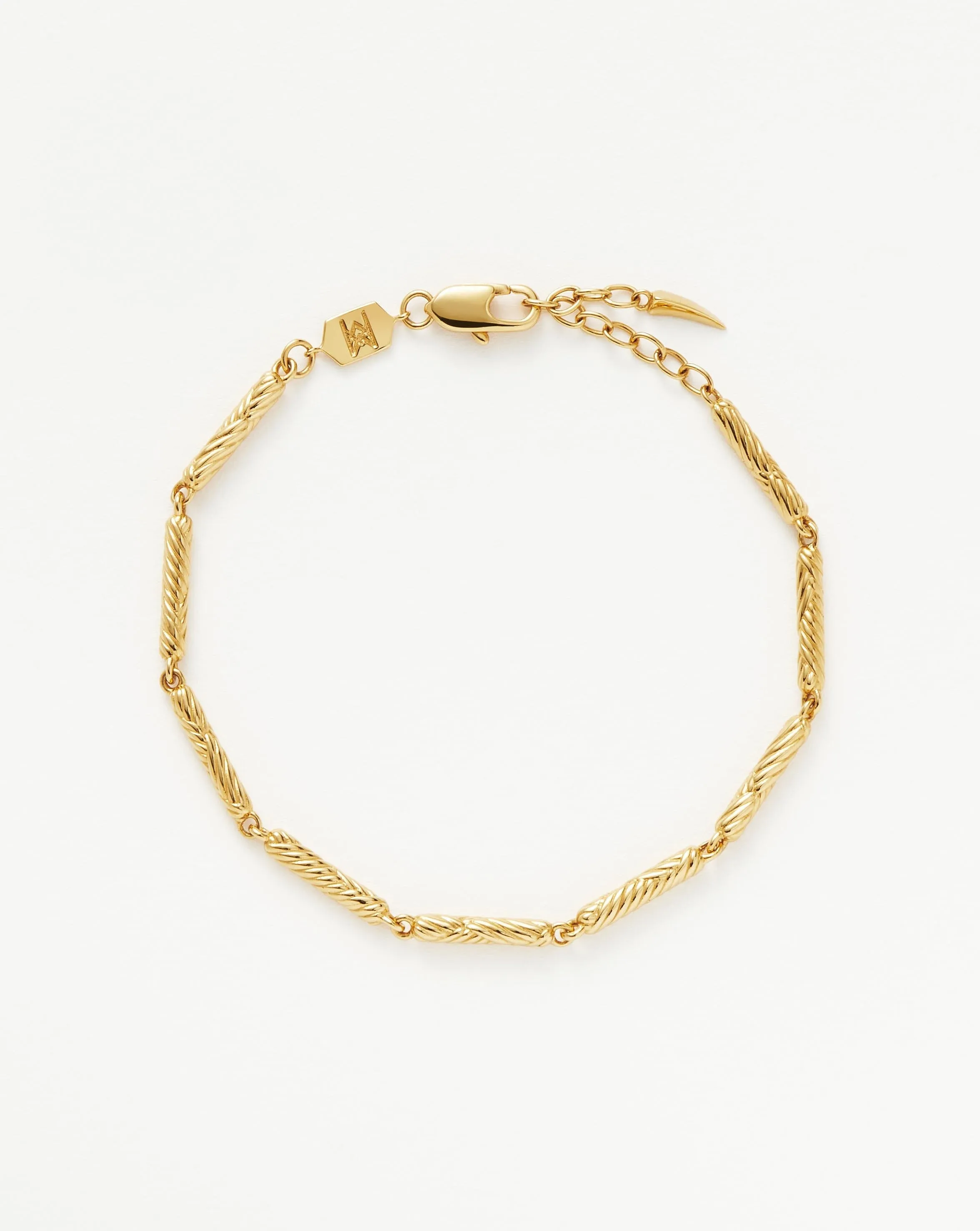 Wavy Ridge Chain Bracelet