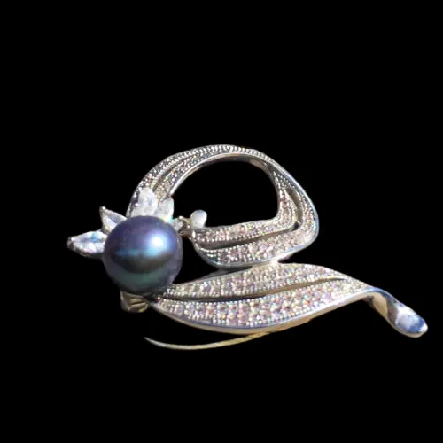 Zircon and Pearl Brooche